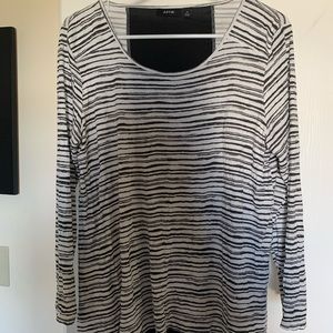 Woman’s dressy top